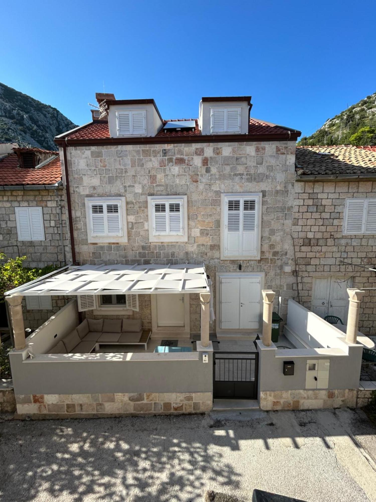 @Trstenik Trstenik  Exterior photo